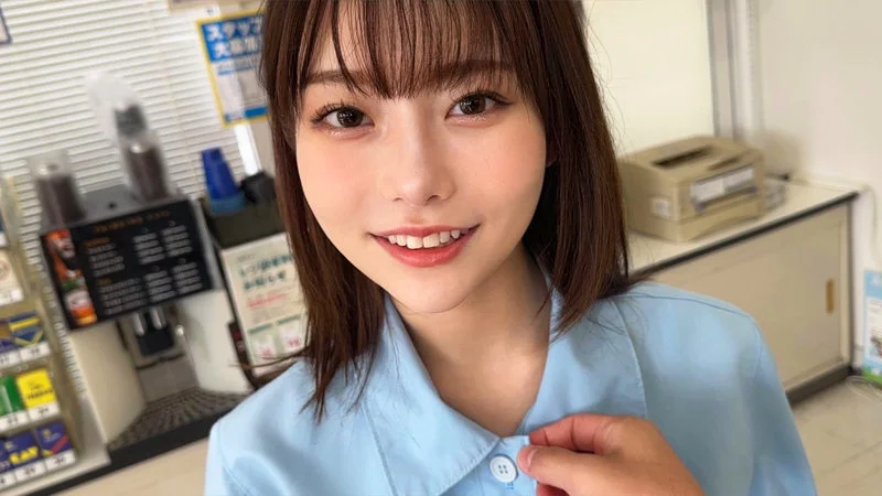 秋元さちか｜美少女コンビニ店員がバイト中に店内で生ハメ！これはもうバイトテロ！